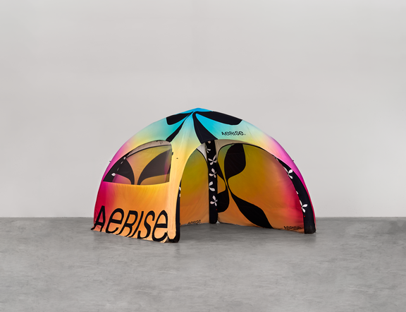 Bunt bedrucktes aufblasbares Zelt