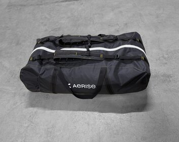 Die Transporttasche kann genutzt werden, um die aufblasbaren Zelte von Aerise zu transportieren